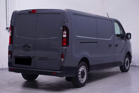 Renault Trafic L2H1 Extra AT9