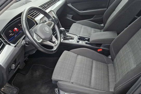 Volkswagen Passat 1.5 TSI Business DSG