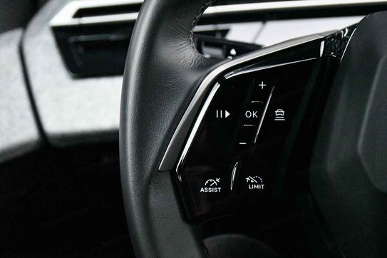 Peugeot 3008 Allure e-DCS 1.2 mHEV