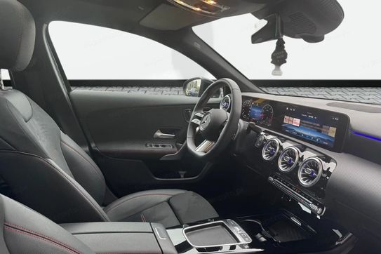 Mercedes Klasa A 220 4MATIC AMG Line