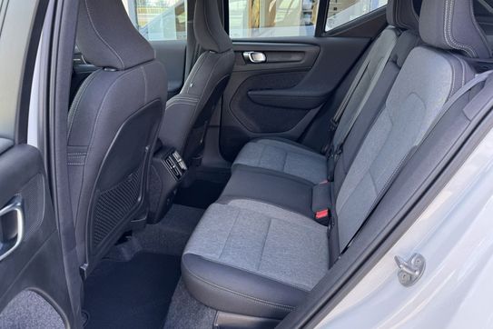 Volvo XC40 B3 Plus Dark
