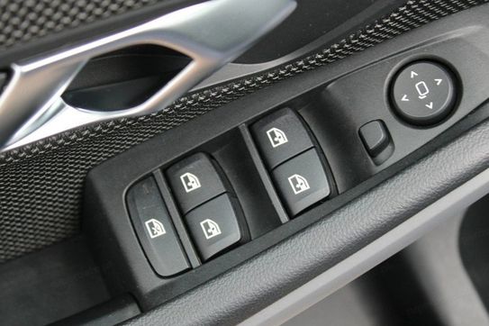 BMW Seria 3 318i aut