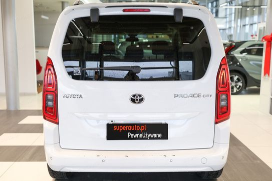 Toyota Proace City Verso 1.2 d-4T Family
