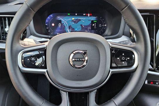 Volvo V60 T6 AWD Plug-In Plus Dark