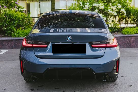 BMW Seria 3 330i xDrive M Sport
