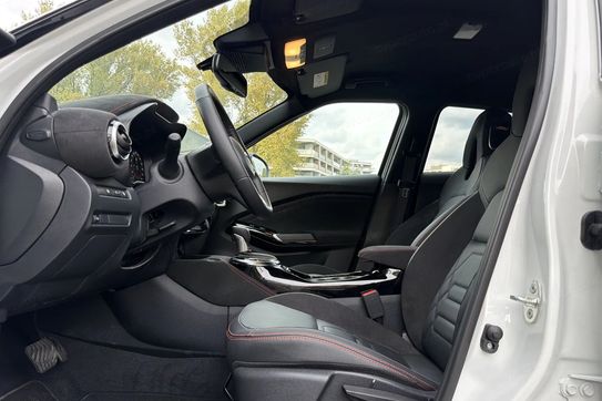 Nissan Juke 1.6 Hybrid Shiro Amt