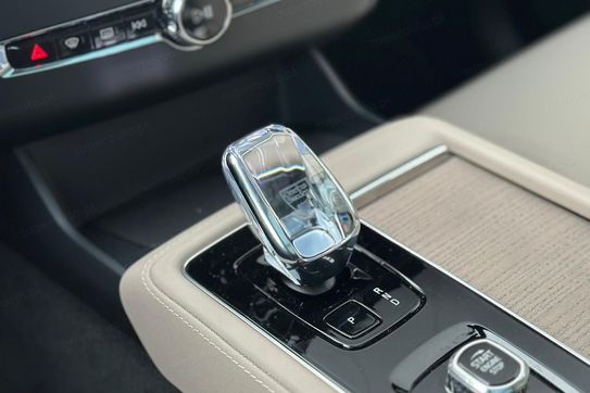 Volvo XC90 T8 AWD Plug-In Hybrid Ultra Bright 7os aut