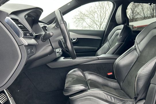 Volvo XC90 B5 D AWD R-Design