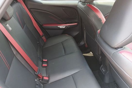 Lexus LBX Hybrid Vibrant Edition