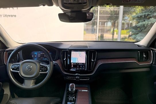 Volvo XC60 T8 Plug-In Hybrid AWD Ultimate Dark aut