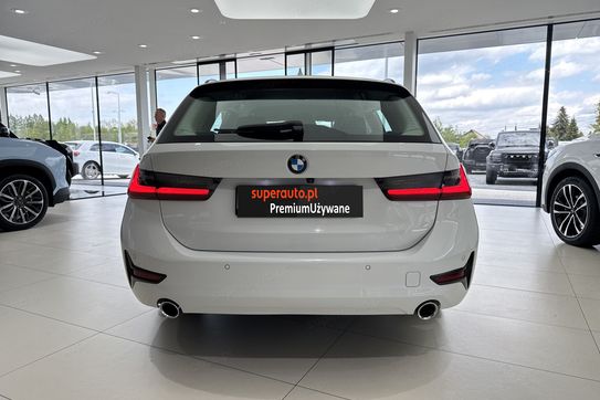 BMW Seria 3 320d xDrive mHEV Advantage aut