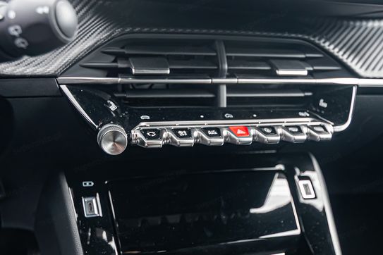 Peugeot 2008 Allure e-DCS 1.2 mHEV