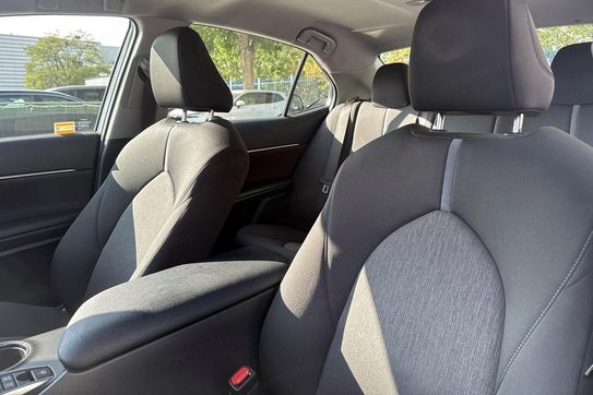 Toyota Camry Comfort 2.5 Hybrid CVT