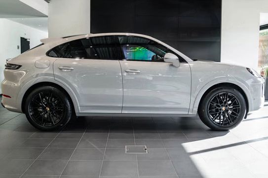 Porsche Cayenne Coupe Black Edition
