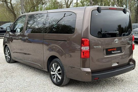 Toyota Proace Verso 2.0 D4-D Long Family