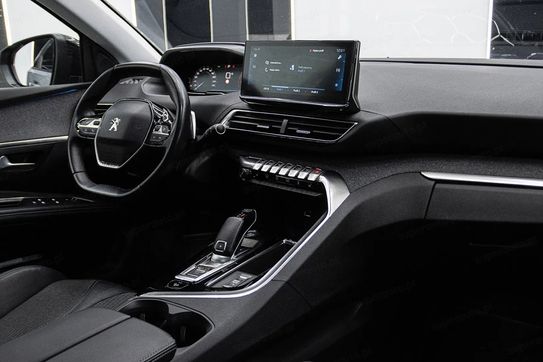 Peugeot 5008 1.5 Bluehdi Allure S&S EAT8
