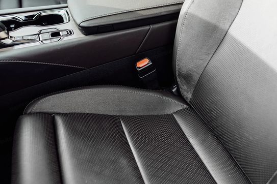 Lexus RX 450h+ Omotenashi 2.5 Hybrid Plug-in