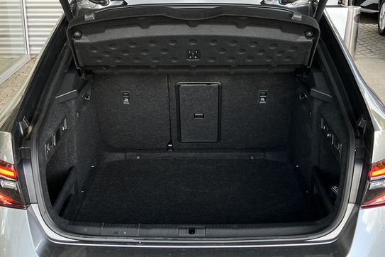 Skoda Superb 2.0 Tdi Scr Sportline Dsg