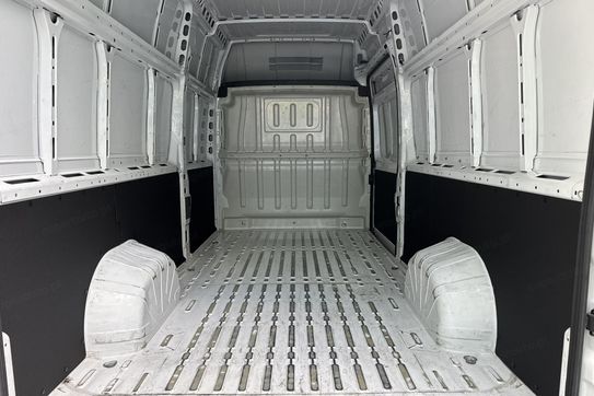 Citroen Jumper 35+ BlueHDi L4H3 Control