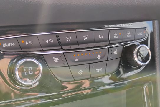 Opel Astra V 1.2 T Edition S&S