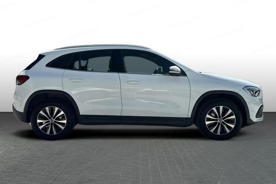 Mercedes GLA 200