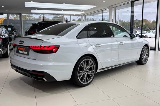 Audi A4 35 TFSI S Line