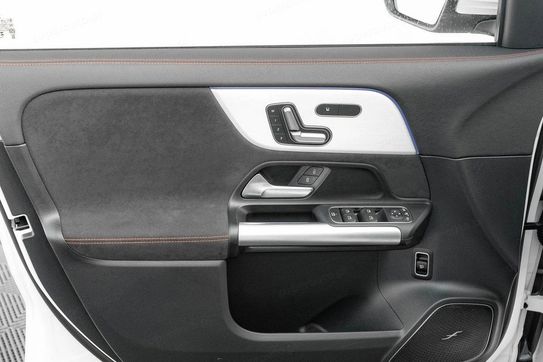 Mercedes EQA 250 66.5kWh AMG Line