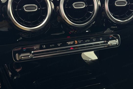 Mercedes Klasa A 250 e AMG Line