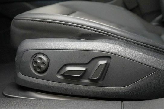 Audi A4 35 TDI mHEV S tronic