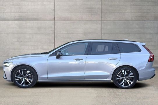 Volvo V60 B4 B Ultra Dark aut