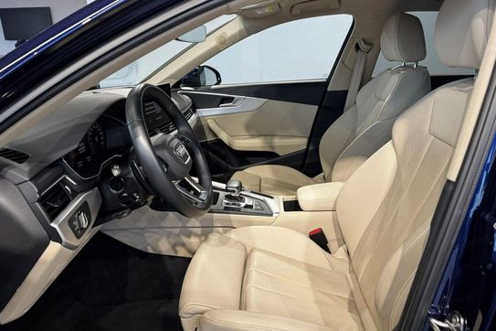 Audi A4 40 TFSI quattro S tronic