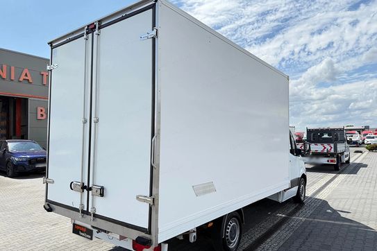 Mercedes Sprinter Kontener 8EP