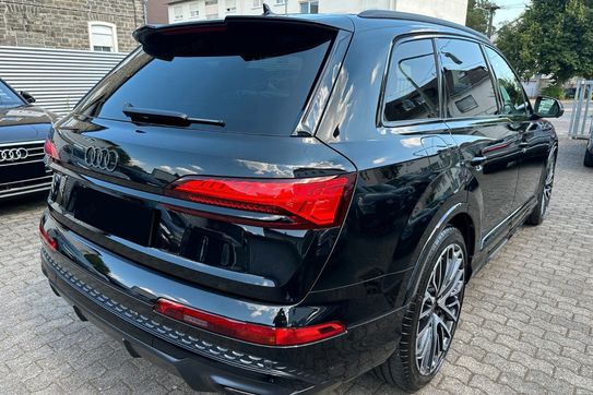 Audi Q7 TDI quattro S Line
