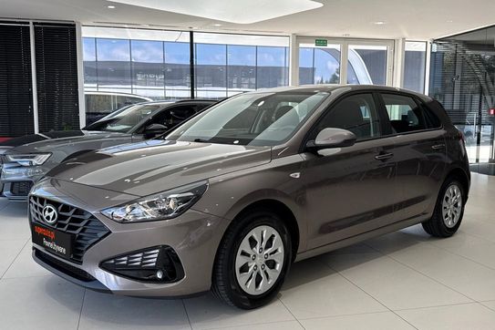 Hyundai i30 1.5 DPI Classic +
