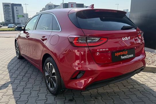 Kia Ceed 1.5 t-Gdi Tribute Dct