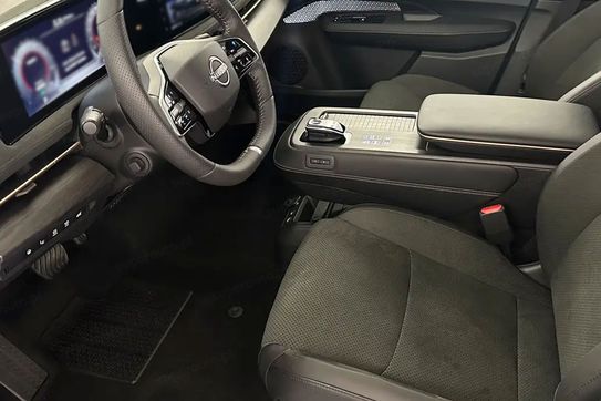 Nissan Ariya Evolve 87kWh e-4orce