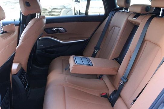 BMW Seria 3 318d mHEV aut