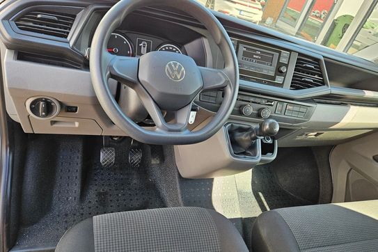 Volkswagen Transporter 2.0 TDI L2H1