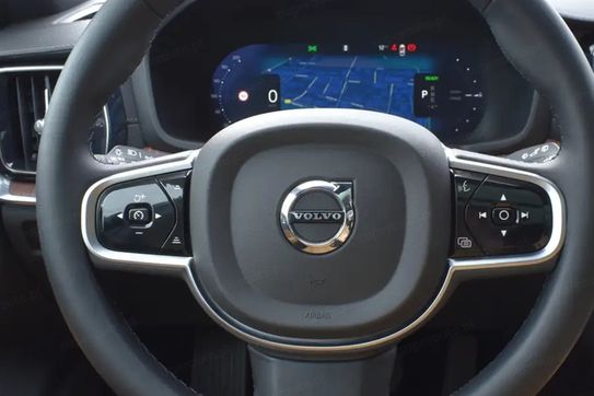 Volvo V60 B4 Plus Dark