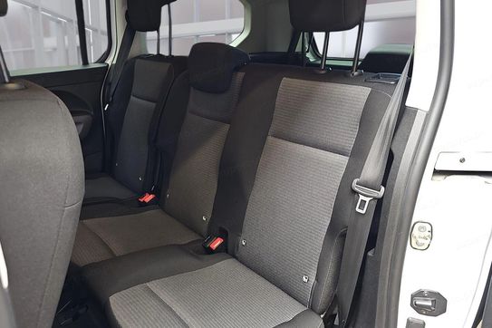 Toyota Proace City Verso Long 1.5 d-4D Business