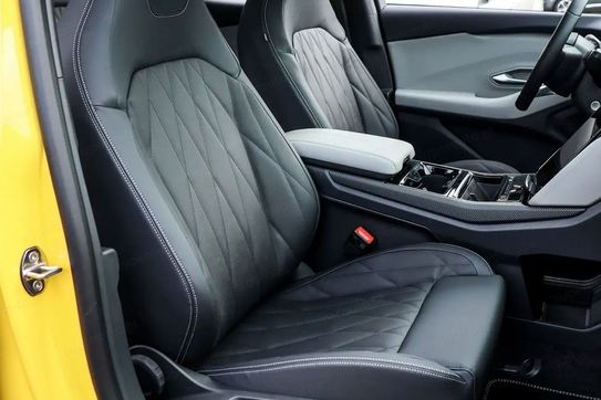 Ford Capri Premium RWD 77 kWh