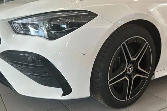 Mercedes CLA 200 AMG Line Shooting Brake