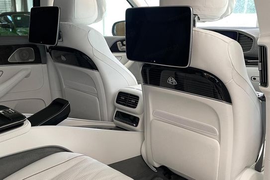 Mercedes GLS Maybach 600 4-Matic