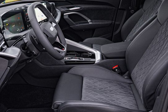 Audi Q5 TDI quattro S line Sportback