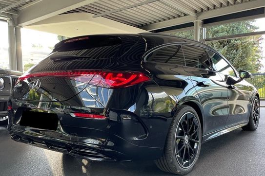 Mercedes CLA 200 Shooting Brake AMG Line