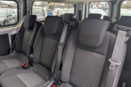 Ford Transit Custom L2H1 AT