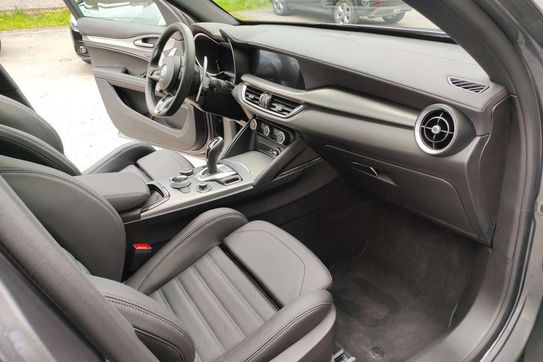 Alfa Romeo Stelvio Turbo Veloce Q4