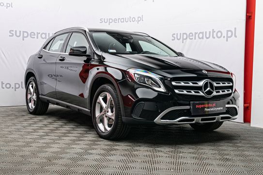 Mercedes GLA 200 7G-DCT