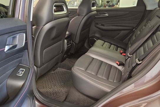 MG HS 1.5 T-GDI Exclusive