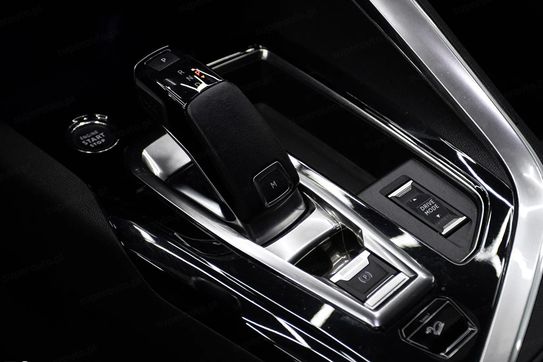 Peugeot 5008 1.5 Bluehdi Allure S&S EAT8